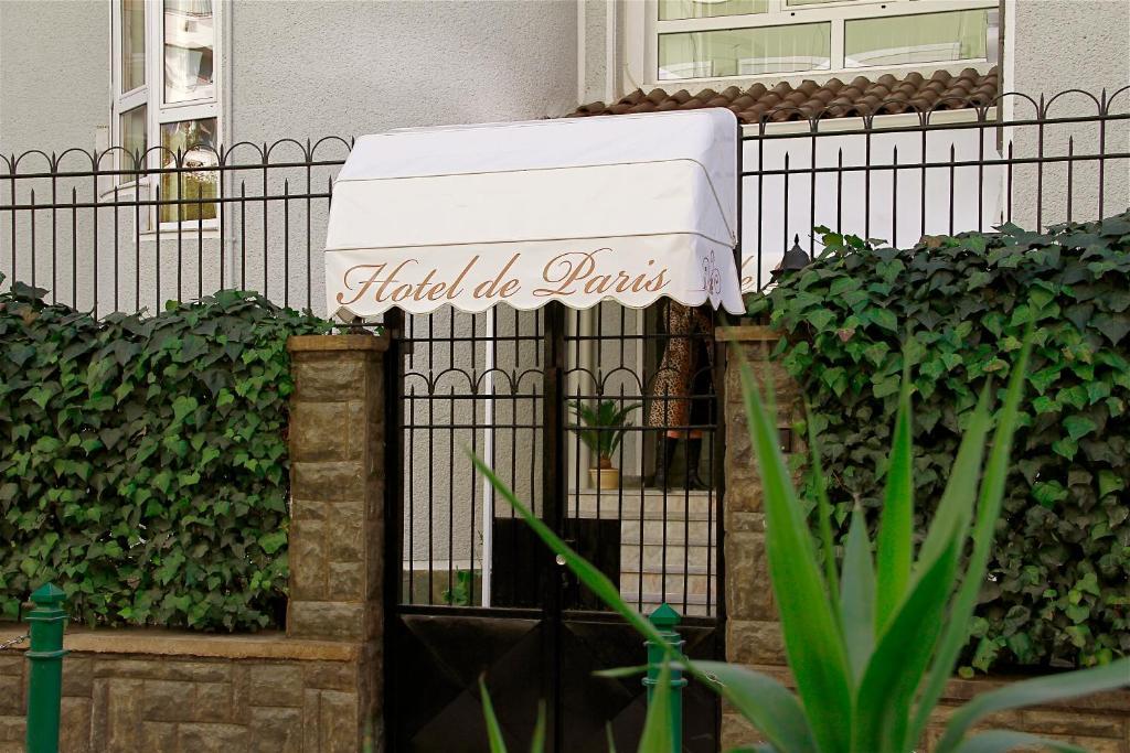 Hotel De Paris Tirana Exterior foto