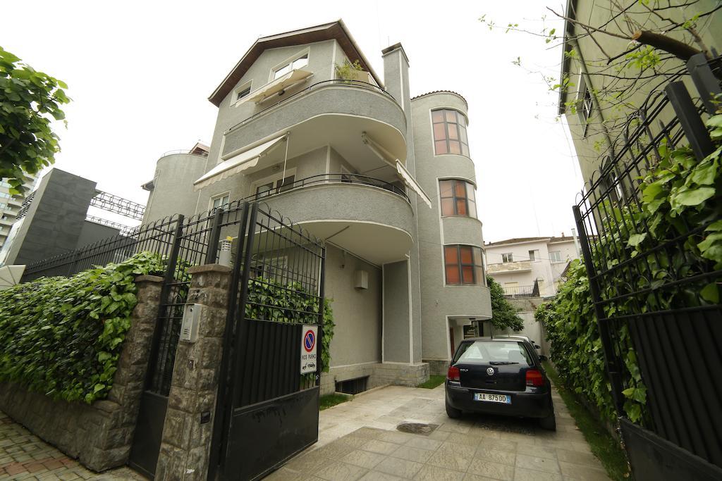 Hotel De Paris Tirana Exterior foto