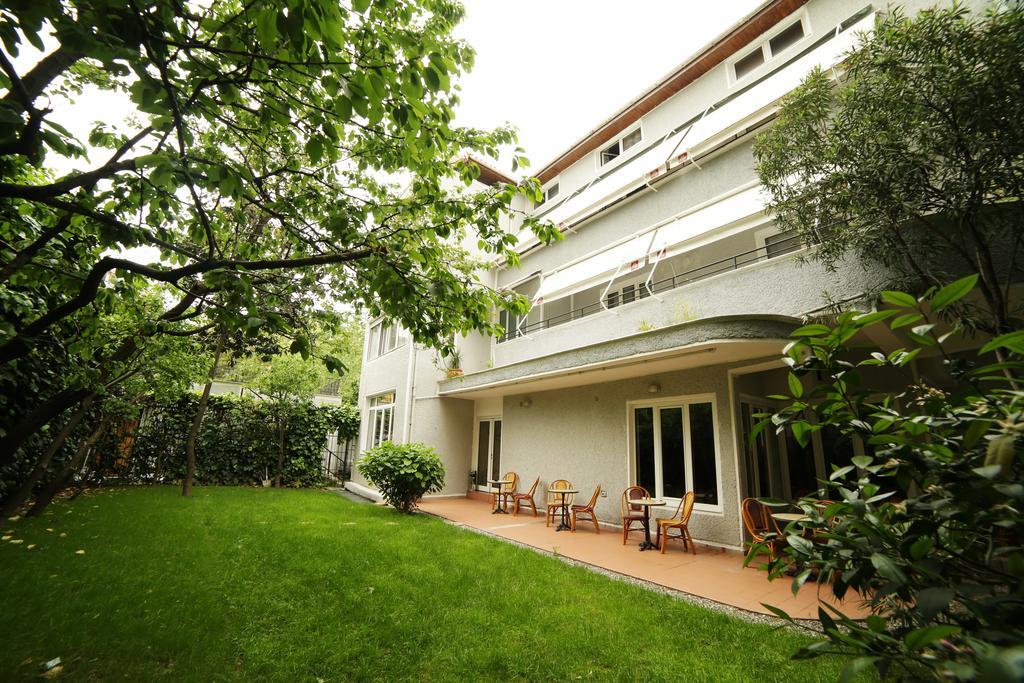 Hotel De Paris Tirana Exterior foto